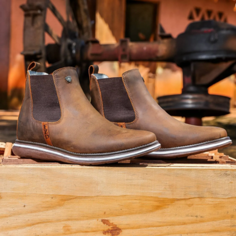 Bota de Hombre Fazer en Cuero Legítimo con Plantilla Ortopédica